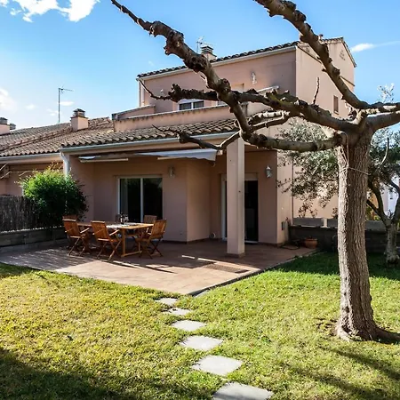 Casa Con Jardin-wifi Free L'Escala