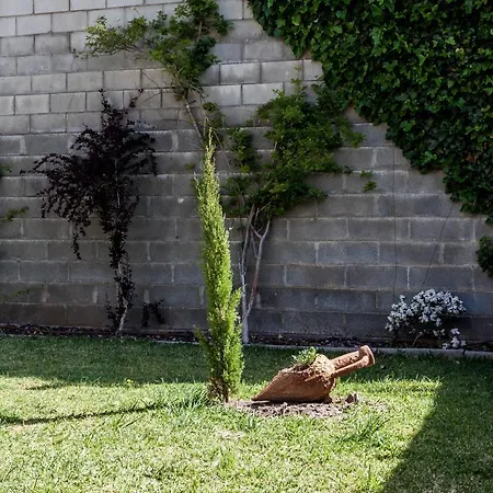 Casa Con Jardin-wifi Free
